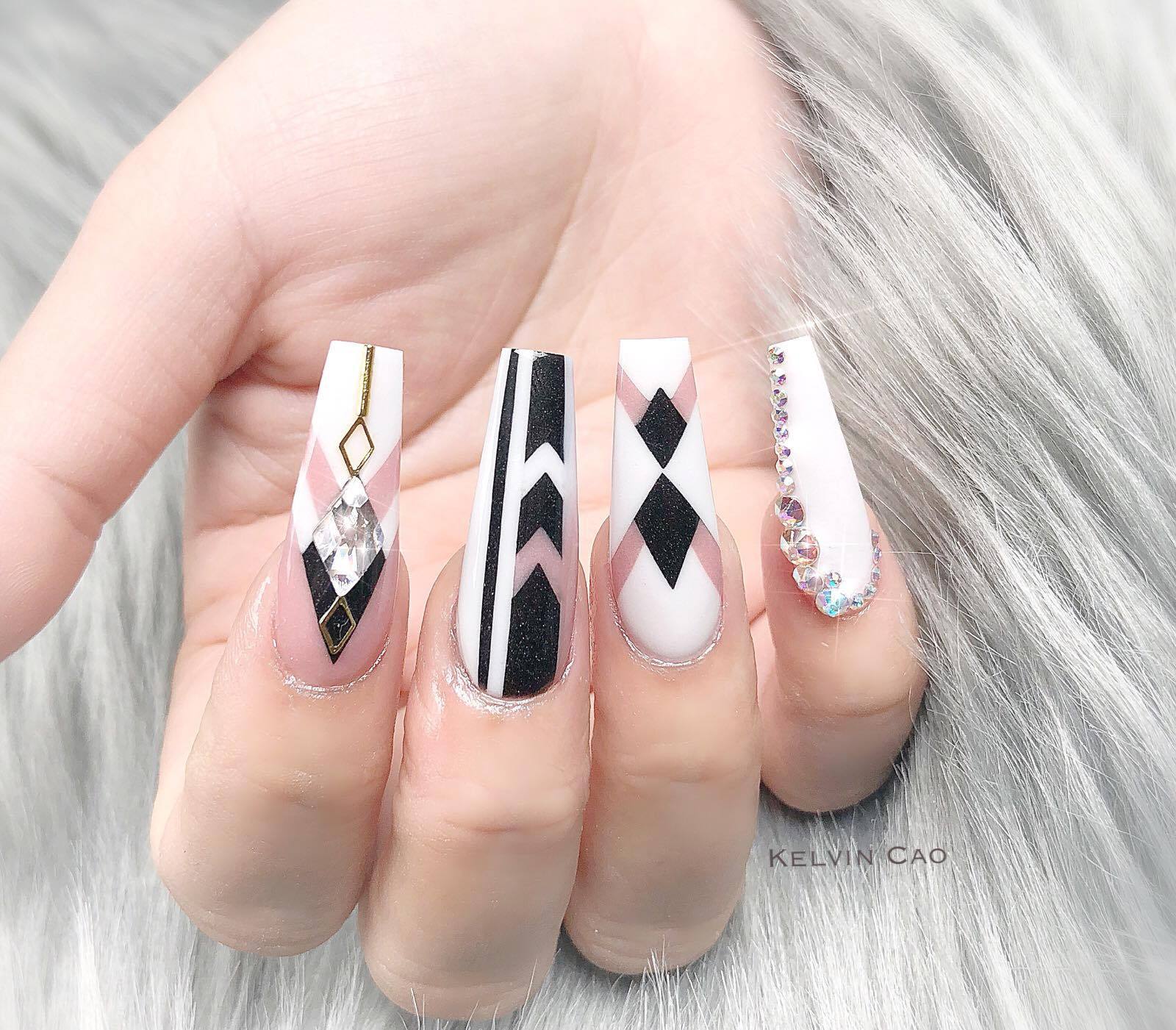 Lớp học Nail từ căn bản đến nâng cao with Kelvin Cao