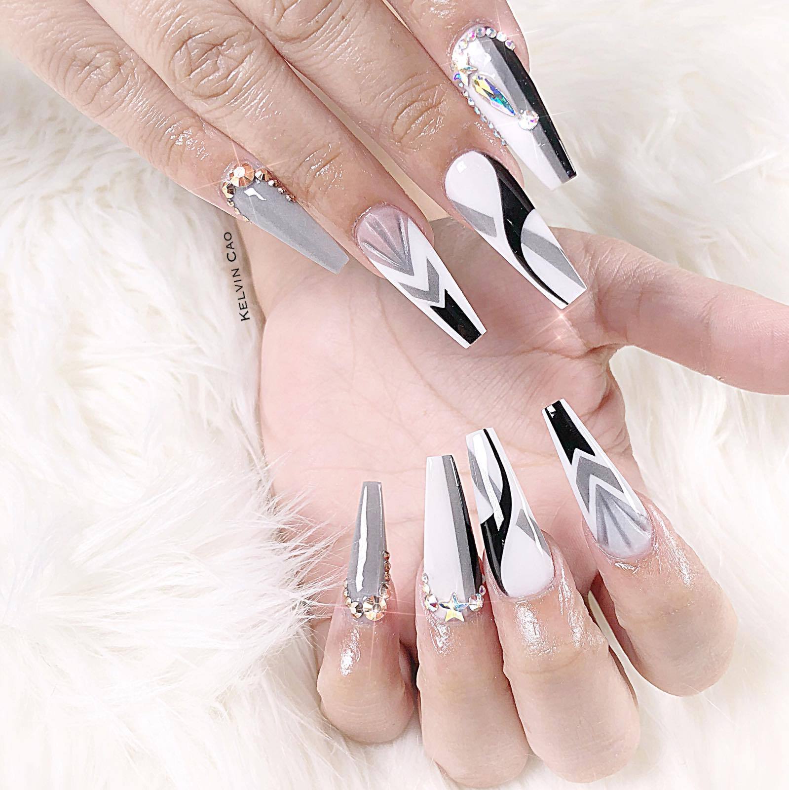 Lớp học Nail từ căn bản đến nâng cao with Kelvin Cao