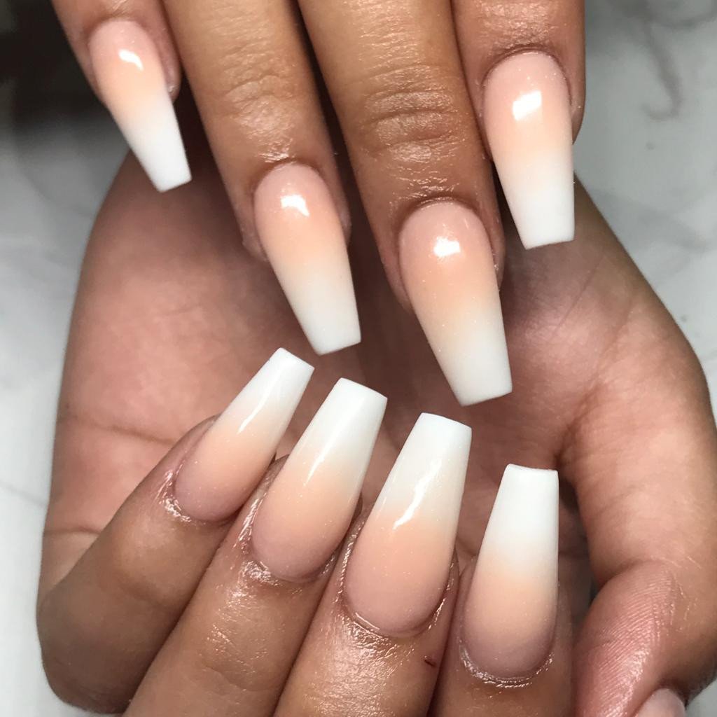 Ombré white powder